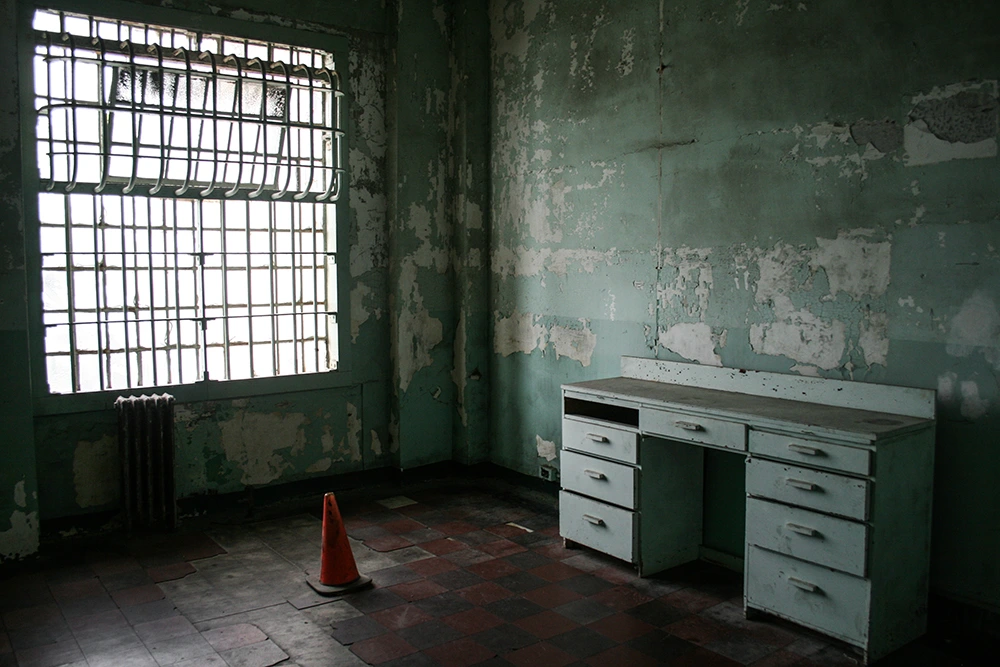 Alcatraz Prison Hospital Desk copyright 2024 sublunar