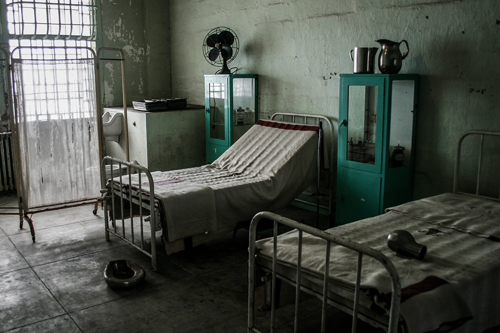 Alcatraz Prison Hospital Ward copyright 2024 sublunar