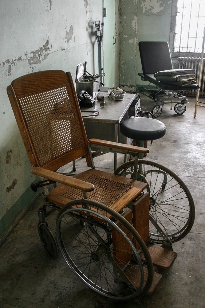Alcatraz Prison Hospital Wheelchair copyright 2024 sublunar